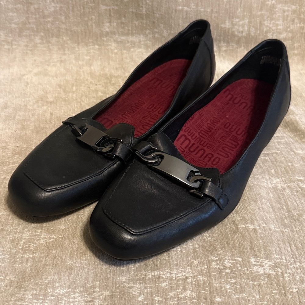 Munro Leather Comfort Flats
